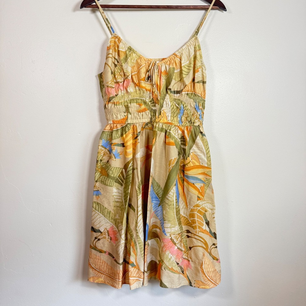 H&M Tropical Bird of Paradise Smocked Mini Sun Dress Size Medium Beige Multi